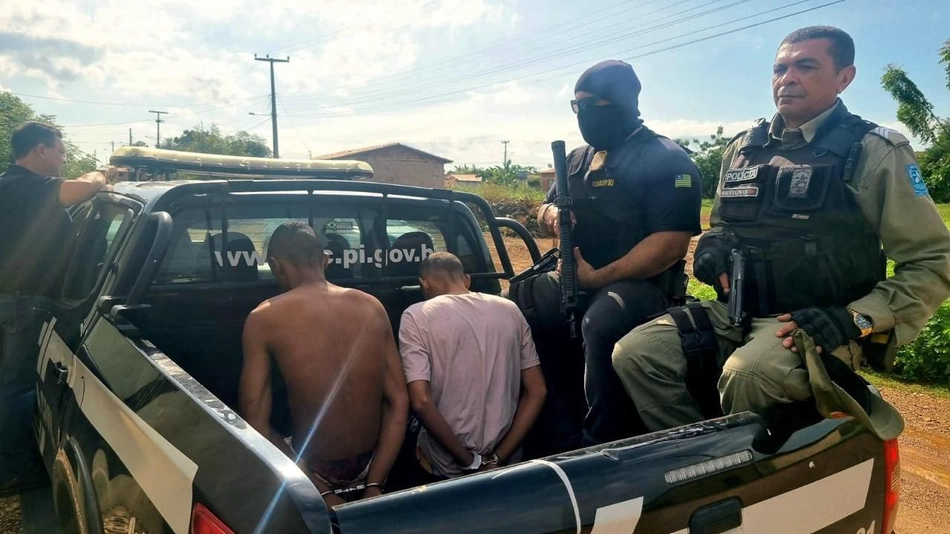 Dupla suspeita de tráfico de drogas é presa em operação em São José do Peixe