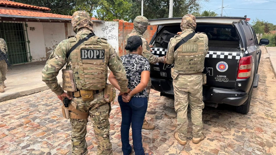 Suspeita de integrar facção é presa durante operação em Luís Correia