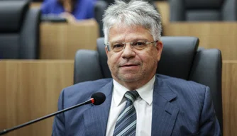 Deputado Gustavo Neiva