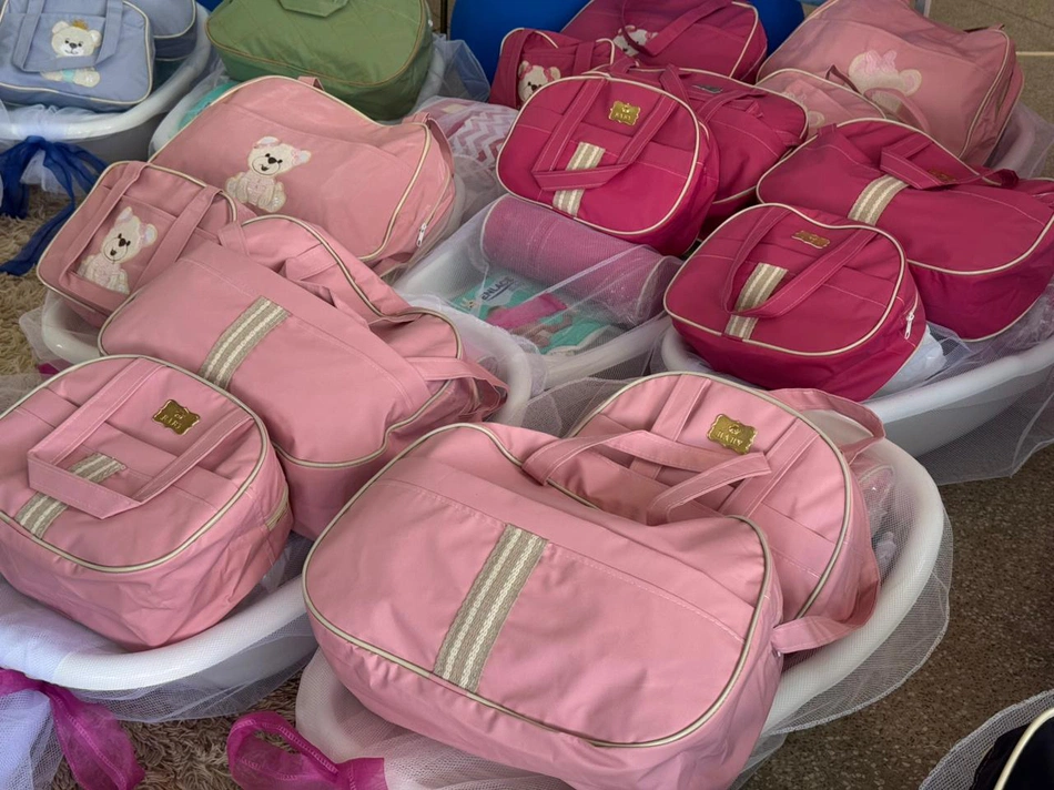 Esperantina realiza entrega de enxovais para gestantes dos programas Criança Feliz e Gerando com Carinho