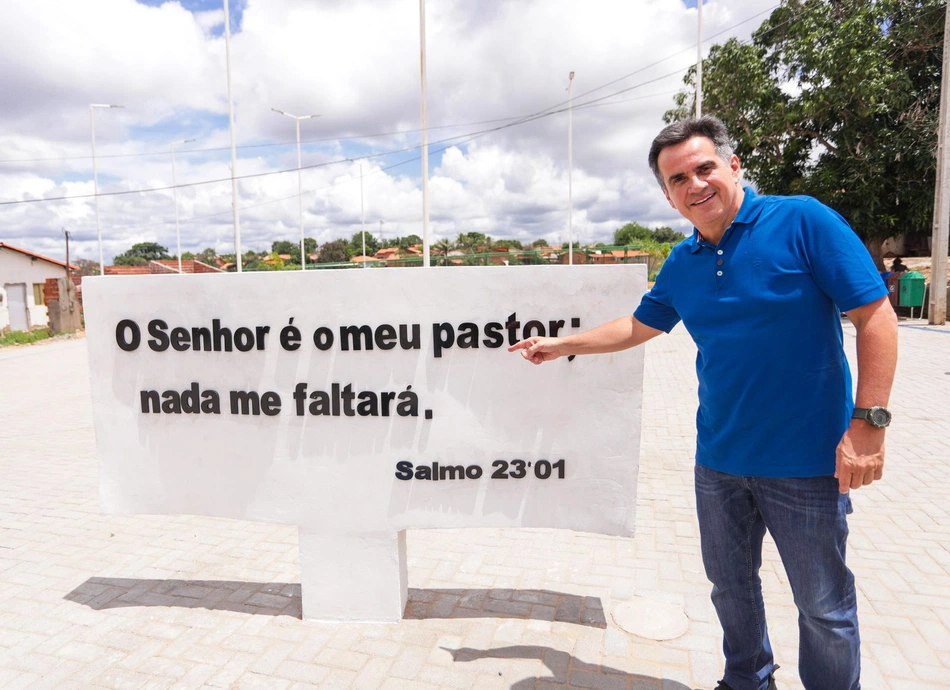 Ciro Nogueira entrega obras e anuncia novos investimentos em Francisco Ayres