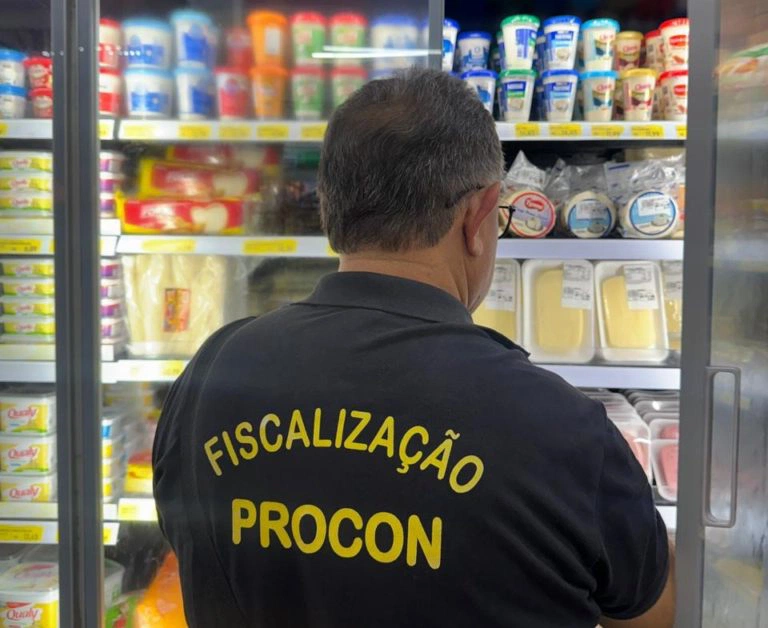 Procon realiza fiscalizações em estabelecimentos de São Raimundo Nonato