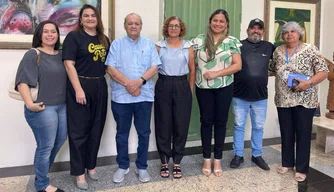 Sílvio Mendes participa de reunião com protetores de animais em Teresina