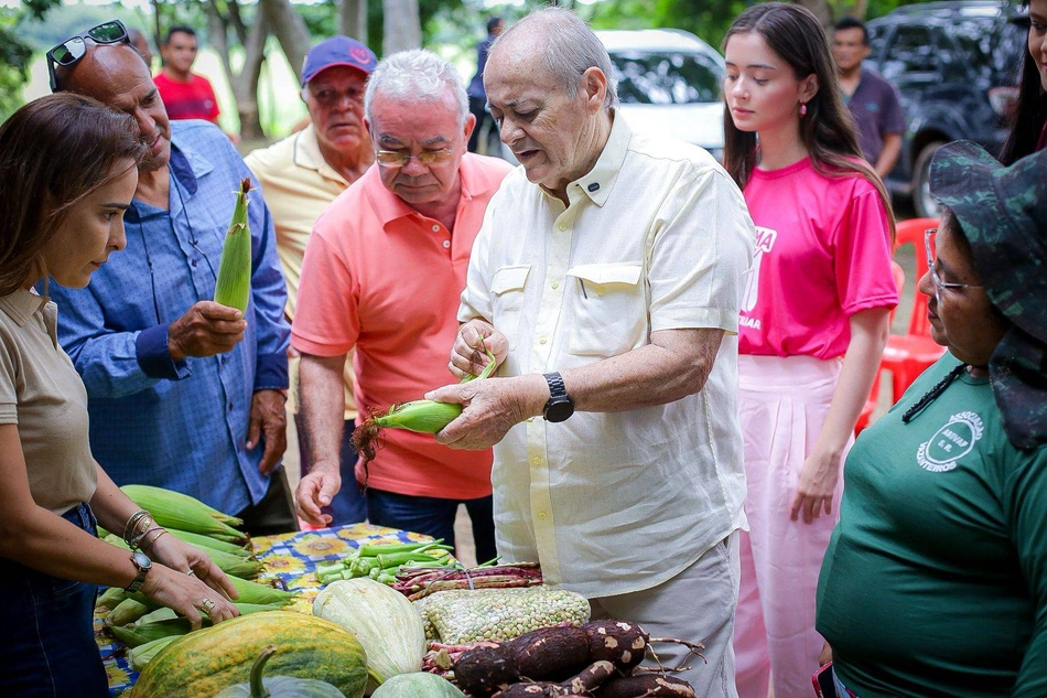 Prefeito Silvio Mendes visita Associação dos Vazanteiros
