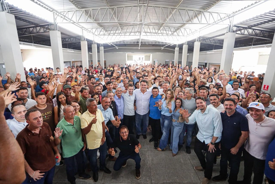 Ciro reforça pré-candidatura a reeleição e cumpre agenda em cidades do Sul do Piauí com inauguração de obr
