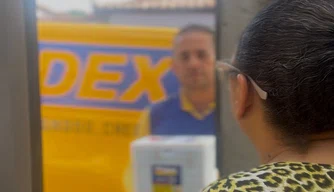 Maria do Rosário Sampaio e Gonçalo Sampaio, pais da Graça Sampaio que recebe os medicamentos em casa.