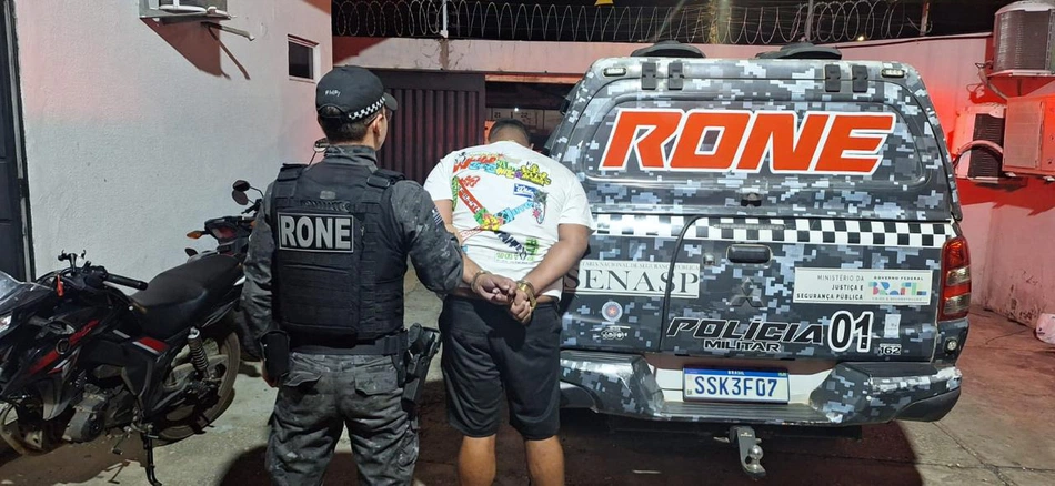 Casal é conduzido à Central de Flagrantes por desacato e desobediência durante abordagem