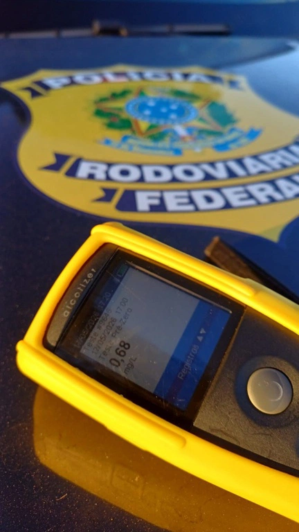 PRF prende homem por conduzir motocicleta embriagado na BR-343 em Teresina