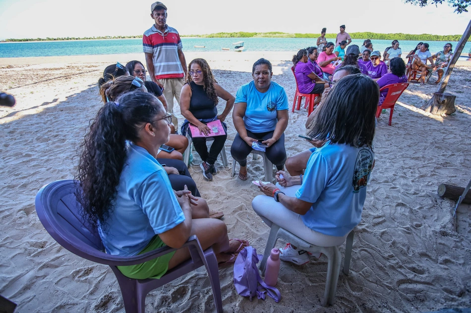 Marisqueiras nordestinas realizam intercâmbio para preservação ambiental no litoral do Piauí