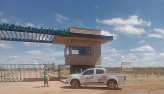 PRF e Adapi apreendem carga de carne vencida durante abordagem na BR-316 no Piauí