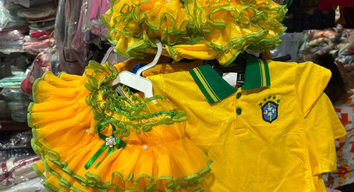 Busca por camisas da seleção brasileira movimentam as vendas do Shopping da Cidade de Teresina