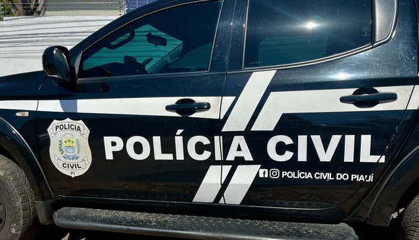 Viatura da Polícia Civil