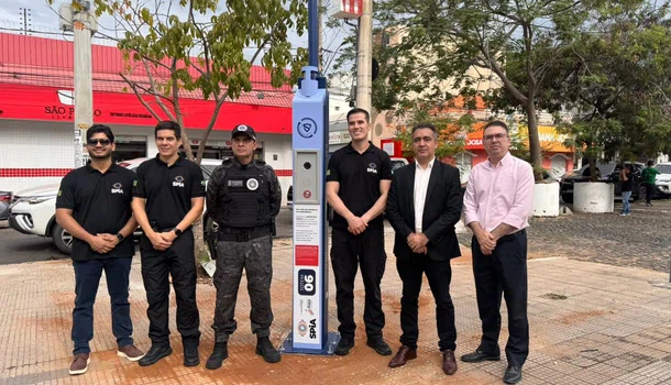 Dois novos totens inteligentes com botões de emergência são inaugurados em Teresina