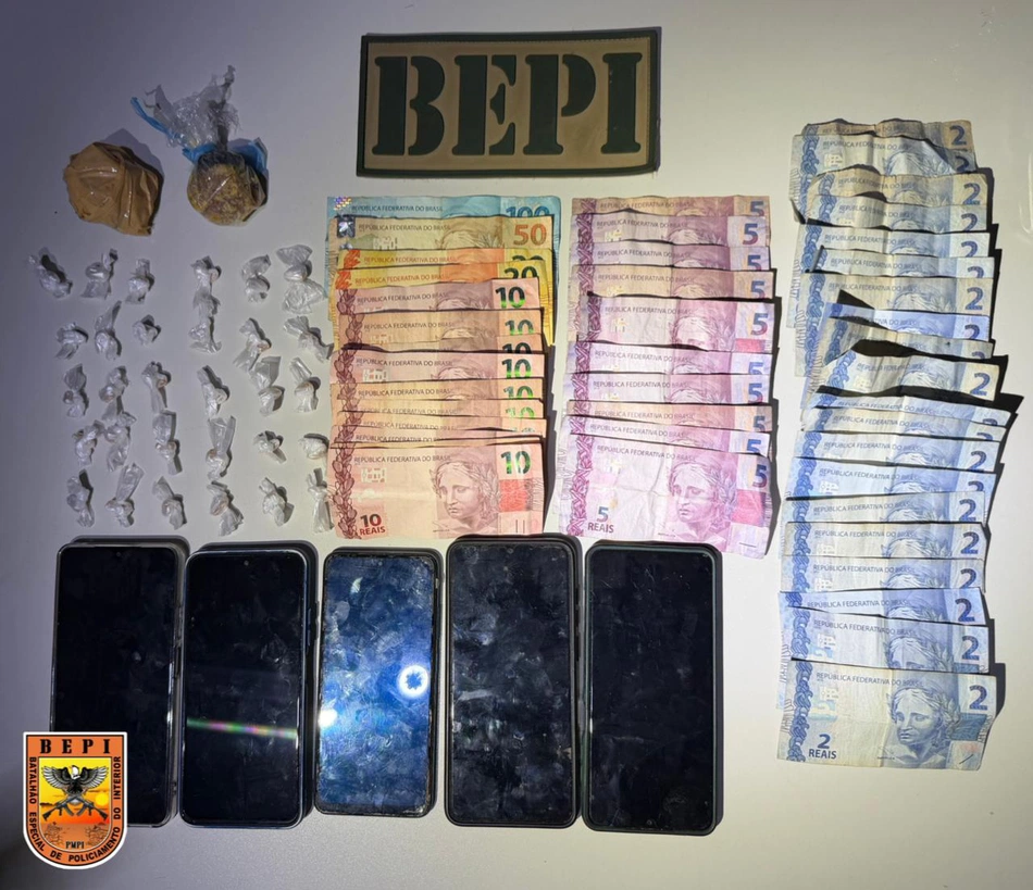 Polícia Militar prende casal suspeito de tráfico de drogas em Picos