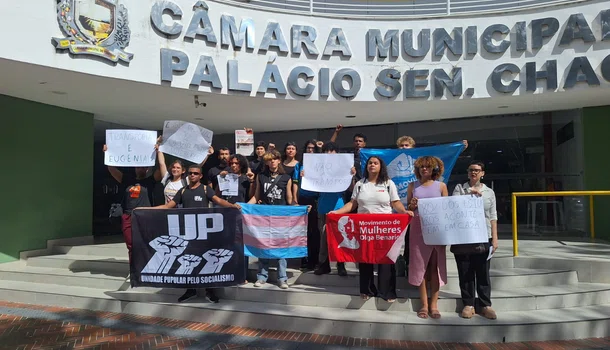 Câmara de Teresina aprova projeto que proíbe uso de banheiros femininos por mulheres trans