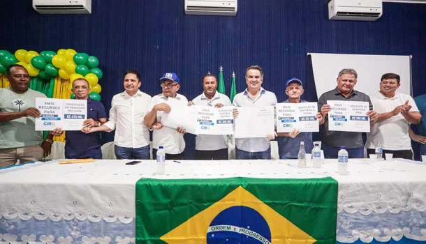 Senador Ciro Nogueira durante agenda em Elesbão Veloso