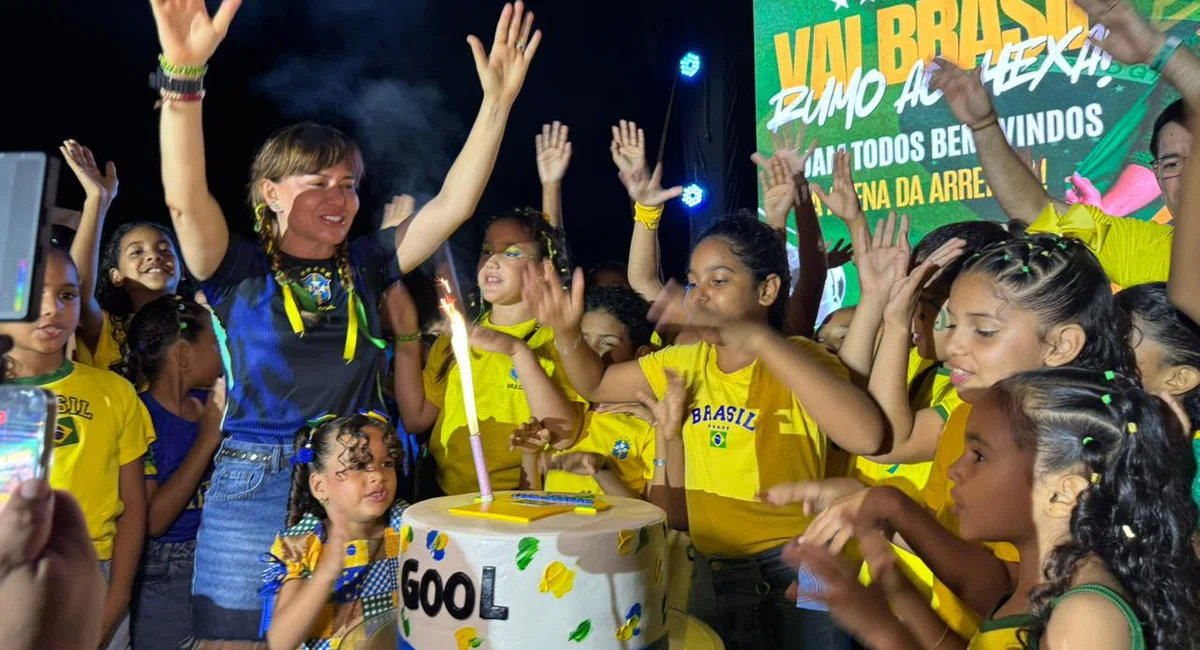 Prefeita Ivanária Sampaio comemora aniversário ao lado de amigos