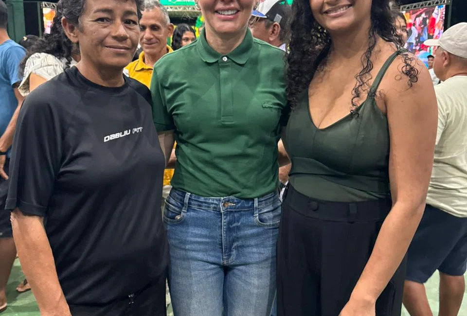 Ginásio Dídimo de Castro fica lotado durante lançamento das pré-candidaturas de Themistocles Filho e Marco