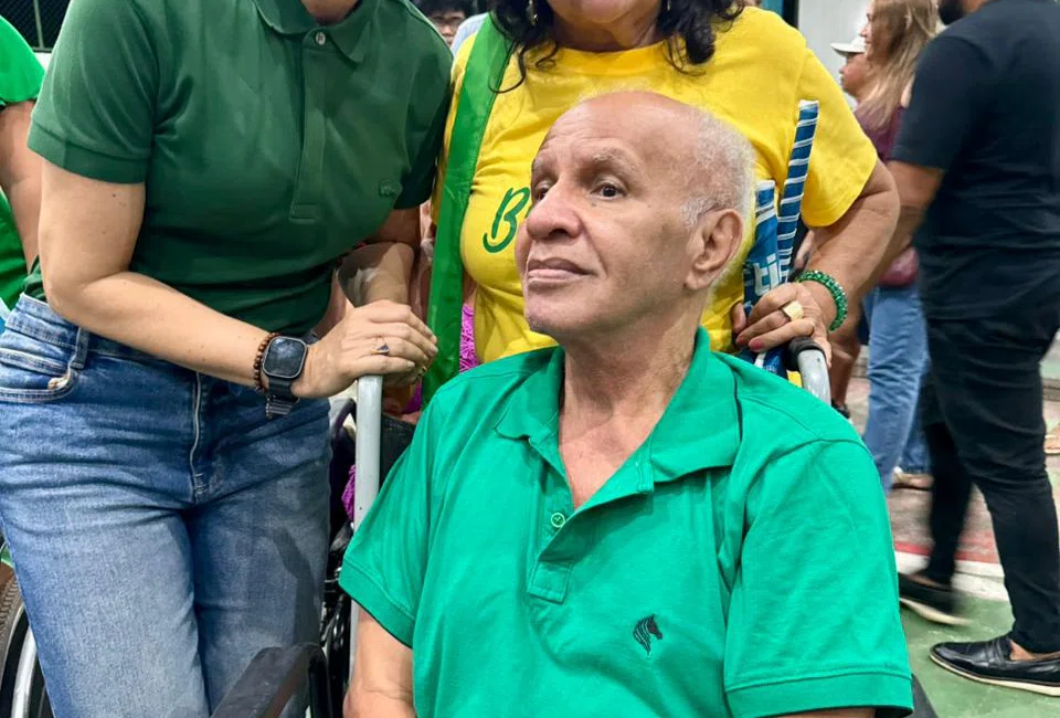 Ginásio Dídimo de Castro fica lotado durante lançamento das pré-candidaturas de Themistocles Filho e Marco