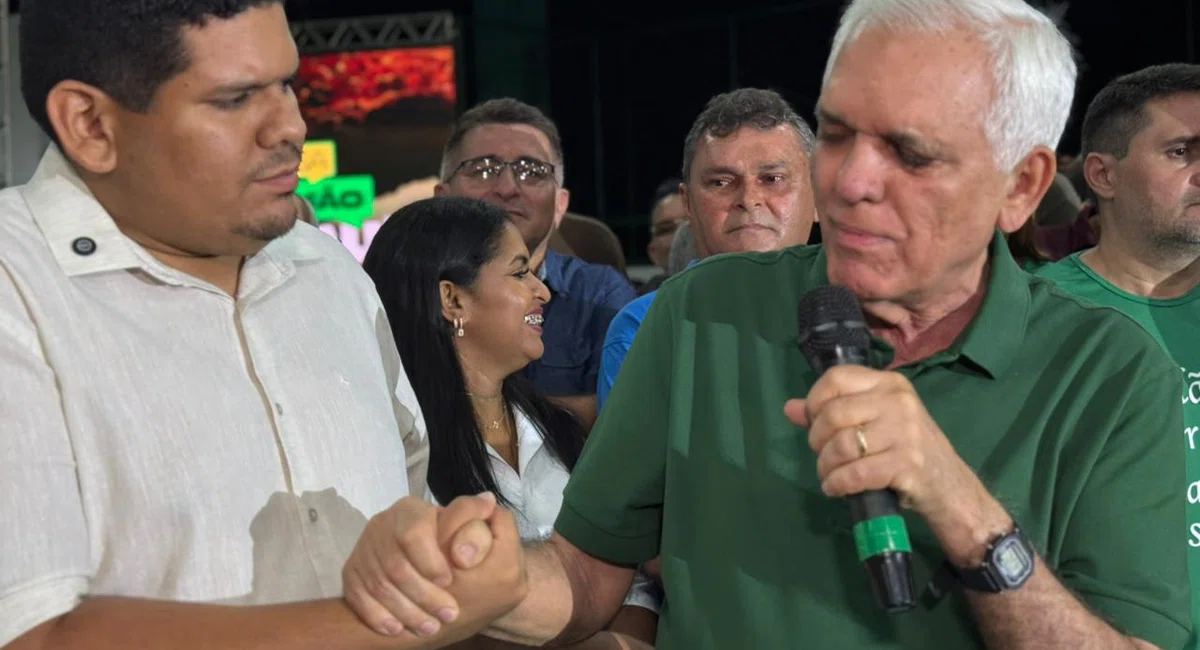 Ginásio Dídimo de Castro fica lotado durante lançamento das pré-candidaturas de Themistocles Filho e Marco