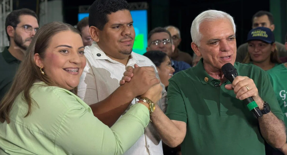 Ginásio Dídimo de Castro fica lotado durante lançamento das pré-candidaturas de Themistocles Filho e Marco