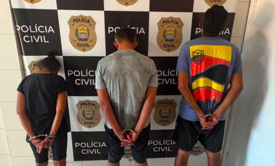 Polícia Civil prende três pessoas e apreende 281 pedras de crack em Teresina