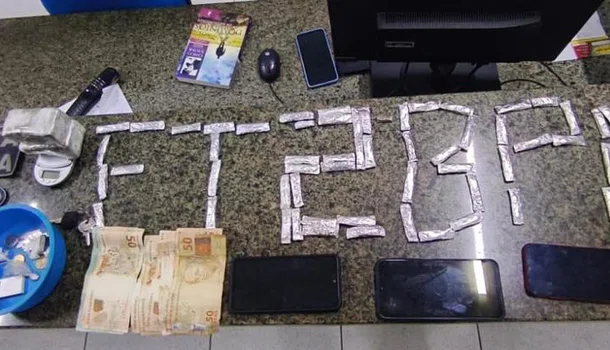 Polícia Militar conduz mulheres e apreende materiais ilícitos em Ilha Grande