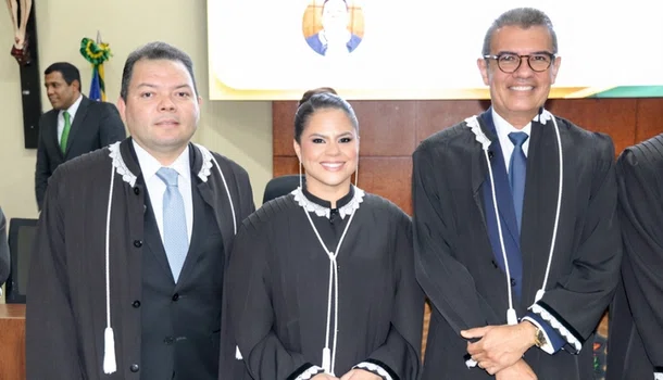 TER do Piauí empossa novos juízes titulares na classe dos juristas