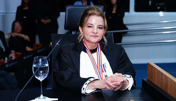 Desembargadora Maria Luíza Moura é empossada em solenidade no TJPI