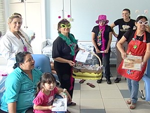 A ação funciona também como distração para muitas crianças (Imagem:Reprodução/TV Integração) A ação funciona também como distração para muitas crianças (Imagem:Reprodução/TV Integração)