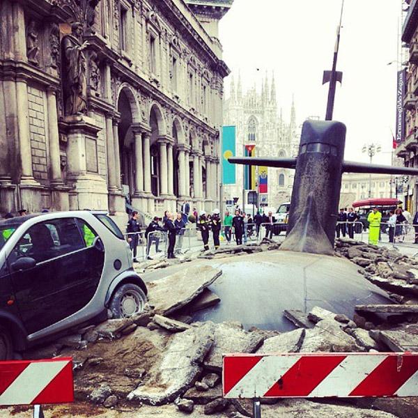 Ação de marketing aconteceu no centro de Milão e surpreendeu transeuntes.(Imagem:Reprodução) Ação de marketing aconteceu no centro de Milão e surpreendeu transeuntes.(Imagem:Reprodução)