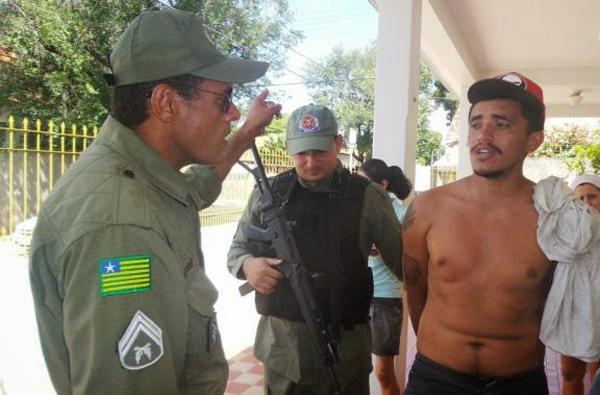 Acusado preso pela polícia.(Imagem:Reprodução) Acusado preso pela polícia.(Imagem:Reprodução)