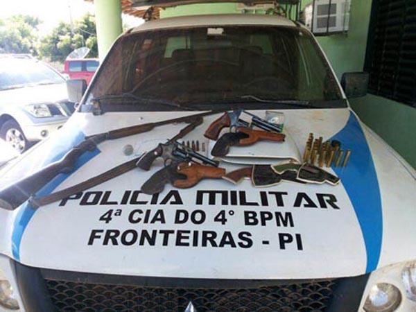Armas apreendidas.(Imagem:Reprodução) Armas apreendidas.(Imagem:Reprodução)