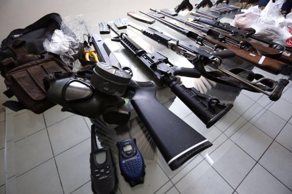 Armas apreendidas(Imagem:Lucas Dias) Armas apreendidas(Imagem:Lucas Dias)