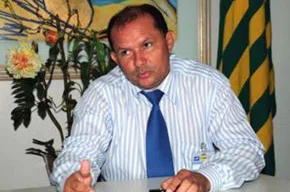 Osmar Teixeira Moura.