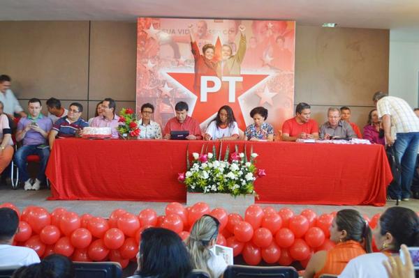 Comemoração dos 34 anos do Partido dos Trabalhadores, o Diretório Regional do partido no município de Piripiri(Imagem:Divulgação) Comemoração dos 34 anos do Partido dos Trabalhadores, o Diretório Regional do partido no município de Piripiri(Imagem:Divulgação)