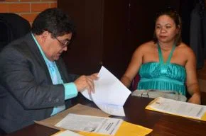 Deputado Cícero Magalhães e representante dos pescadores