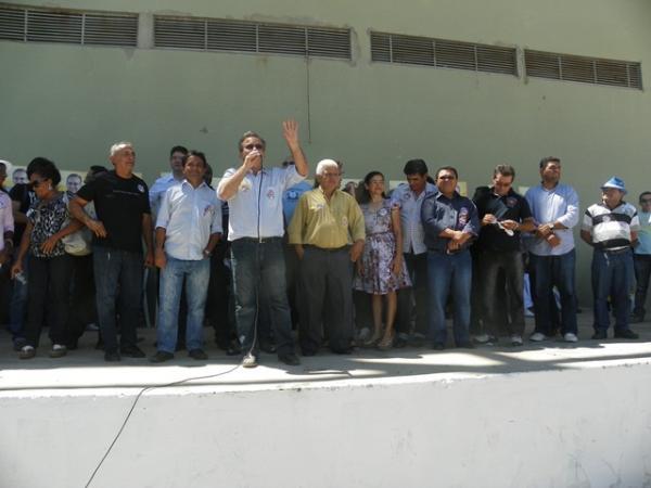 Lideranças políticas presentes na inauguração(Imagem:Wanessa Gommes/GP1)
