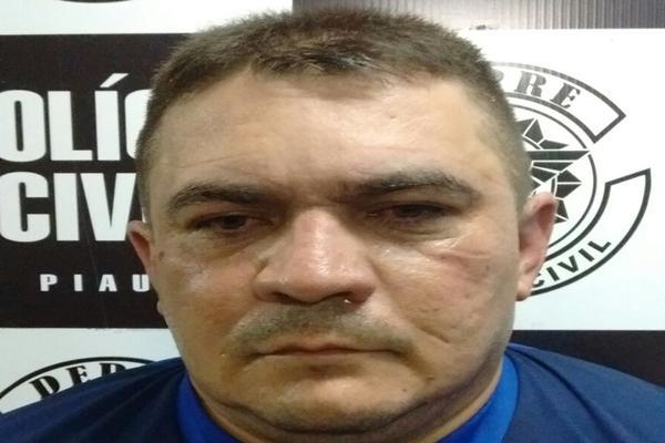 Valterline Fortes Rodrigues Freire, mais conhecido como Valterline Fortes Rodrigues Freire, mais conhecido como