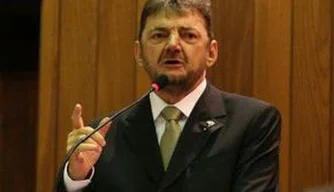 Wilson Martins