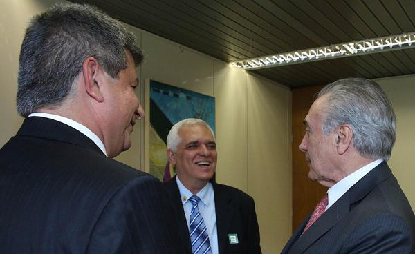 Zé Filho, Themístocles Filho e Michel Temer.(Imagem:Divulgação) Zé Filho, Themístocles Filho e Michel Temer.(Imagem:Divulgação)
